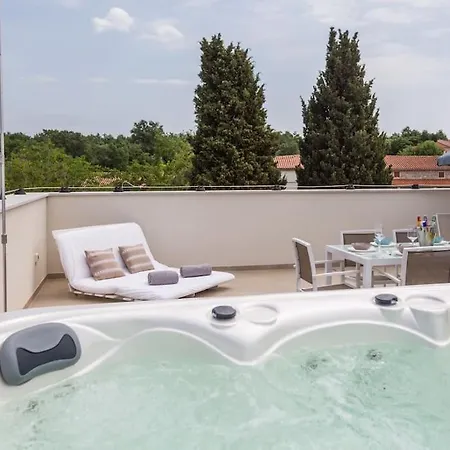 Design & Luxus Decumanus Ξενοδοχείο
