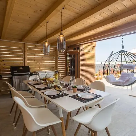 Design & Luxus Decumanus Ξενοδοχείο Radmani