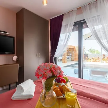 Design & Luxus Decumanus 4*