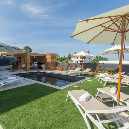 Ξενοδοχείο Design & Luxus Decumanus 4*